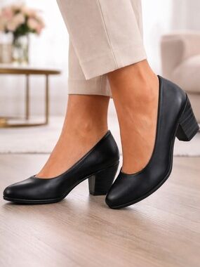 Classic Black Mid Heel Women's Pumps